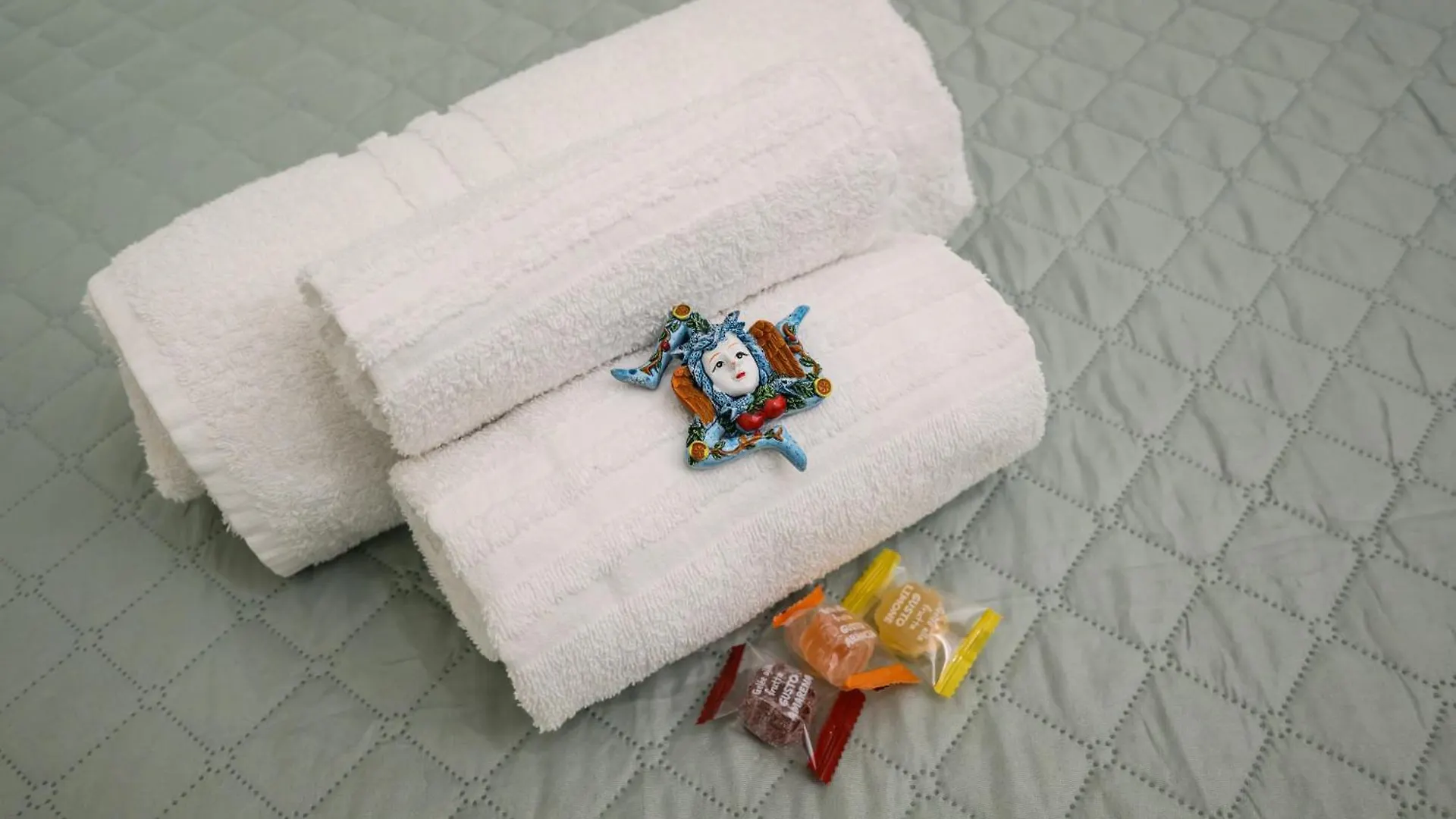 Oros Rooms Παλέρμο Δωμάτια σε οικογενειακή κατοικία